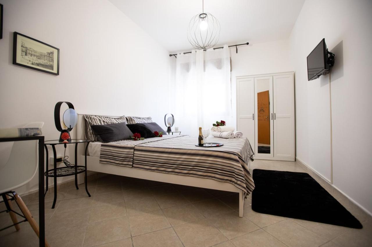 La Casa Di Nana' Locazione Turistica Apartment Palermo Exterior photo